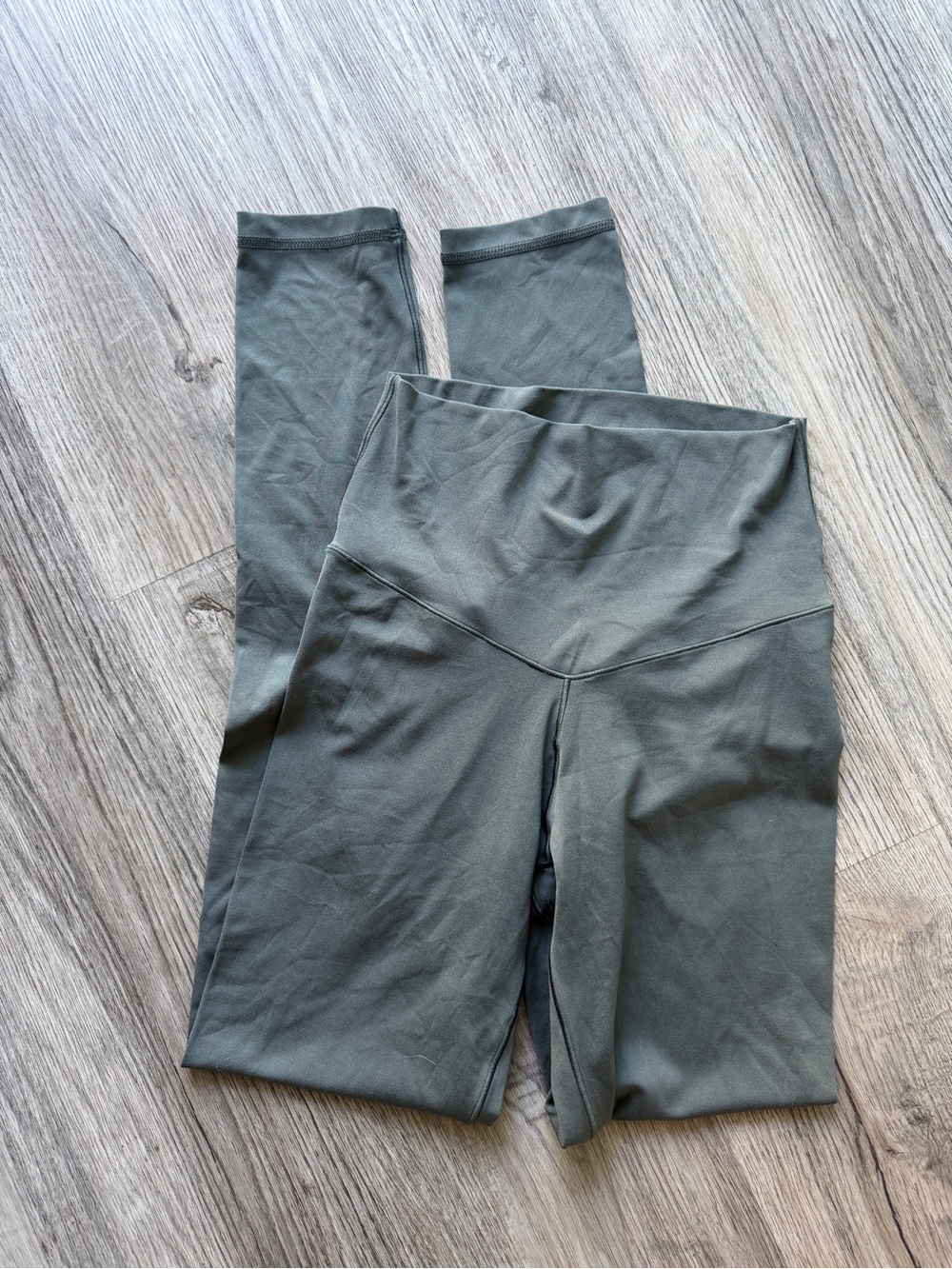 Aerie Leggings in Olive Green